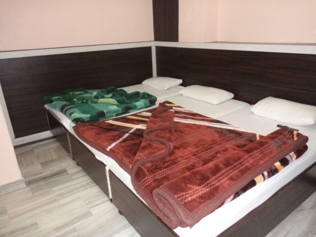Hotel Gem Palace Dźajpur Zewnętrze zdjęcie
